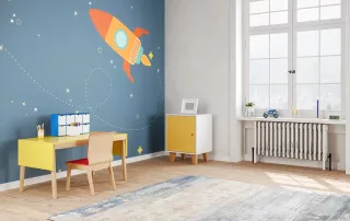 Kinderzimmer mit Sprossenfenster